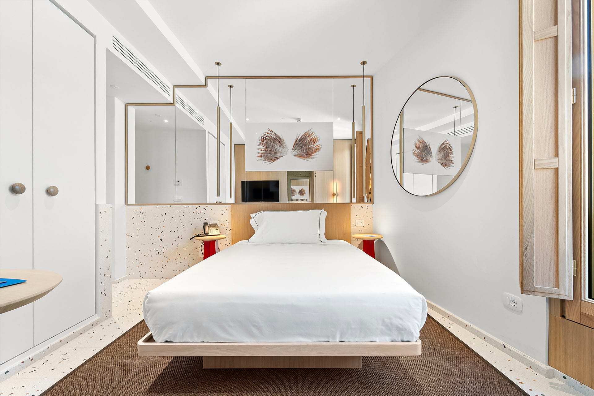 Detail of single room with nightstands – Hotel Milu Milan